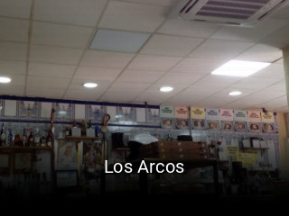 Los Arcos horario comercial