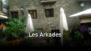 Les Arkades abrir